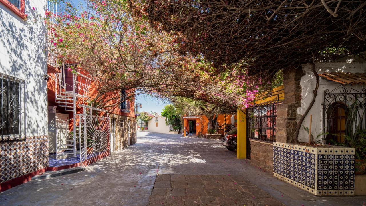 Hotel Posada Bugambilias ซานหลุยส์โปโตซิ ภายนอก รูปภาพ