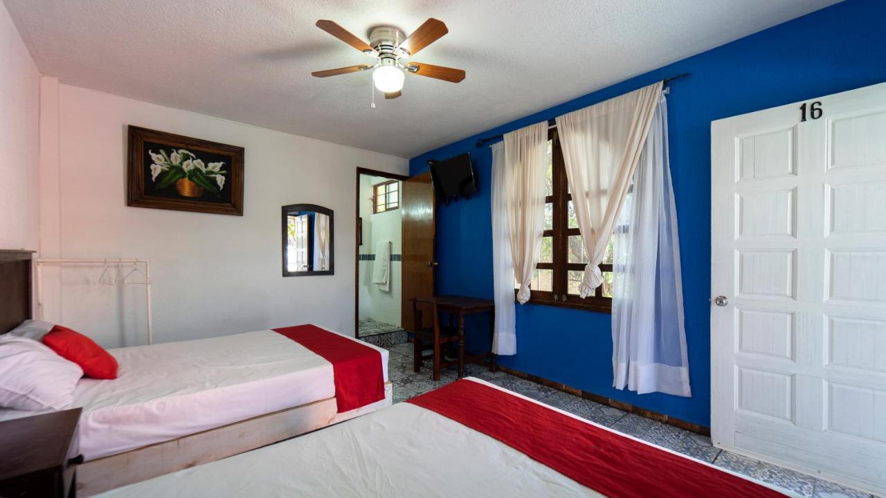 Hotel Posada Bugambilias ซานหลุยส์โปโตซิ ภายนอก รูปภาพ