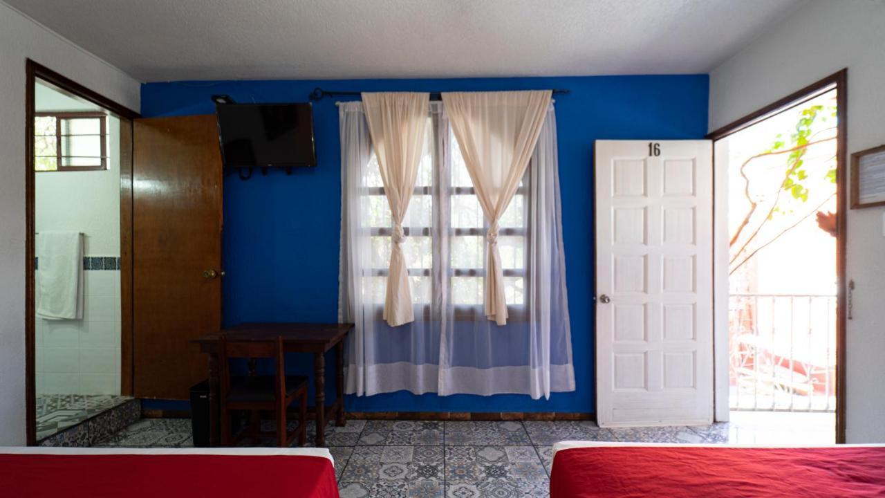Hotel Posada Bugambilias ซานหลุยส์โปโตซิ ภายนอก รูปภาพ