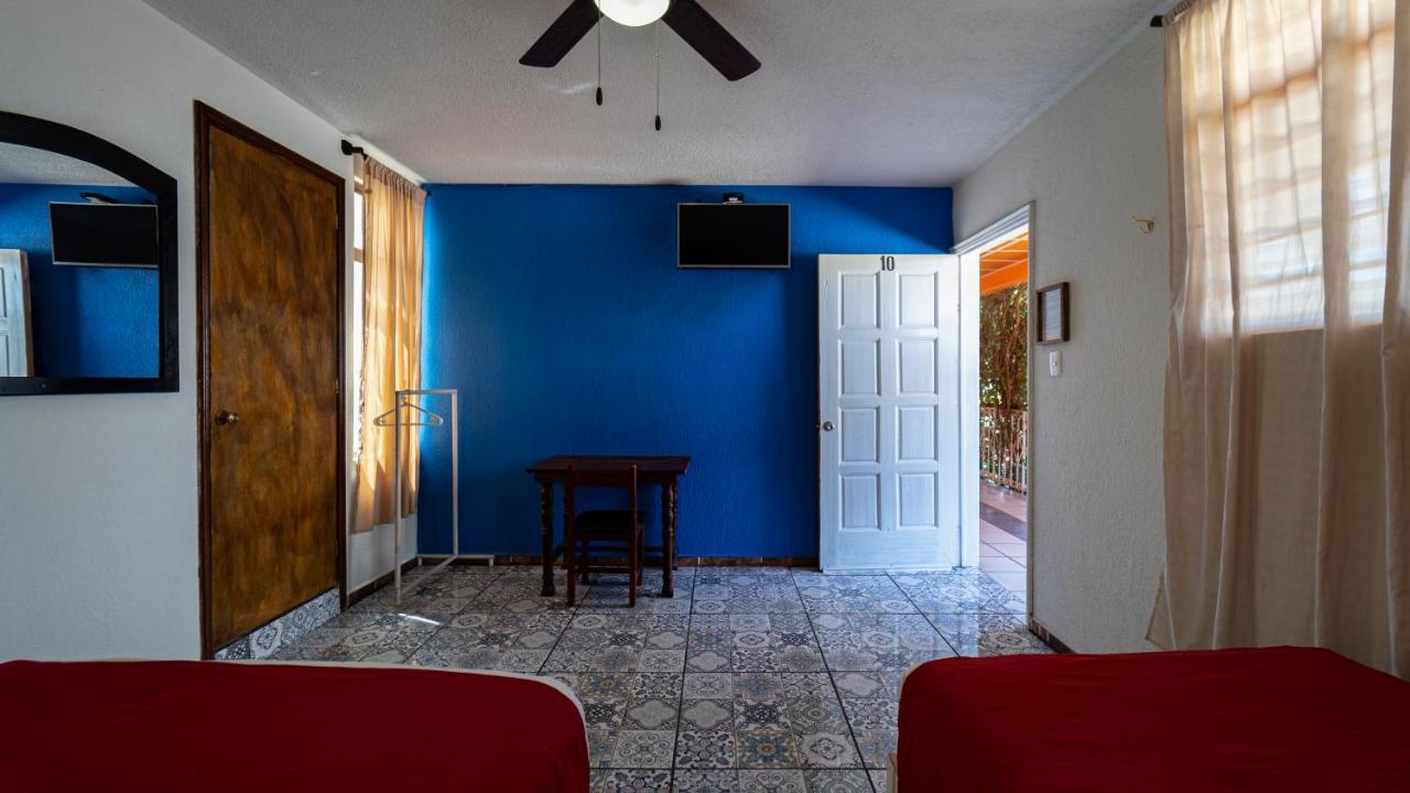 Hotel Posada Bugambilias ซานหลุยส์โปโตซิ ภายนอก รูปภาพ