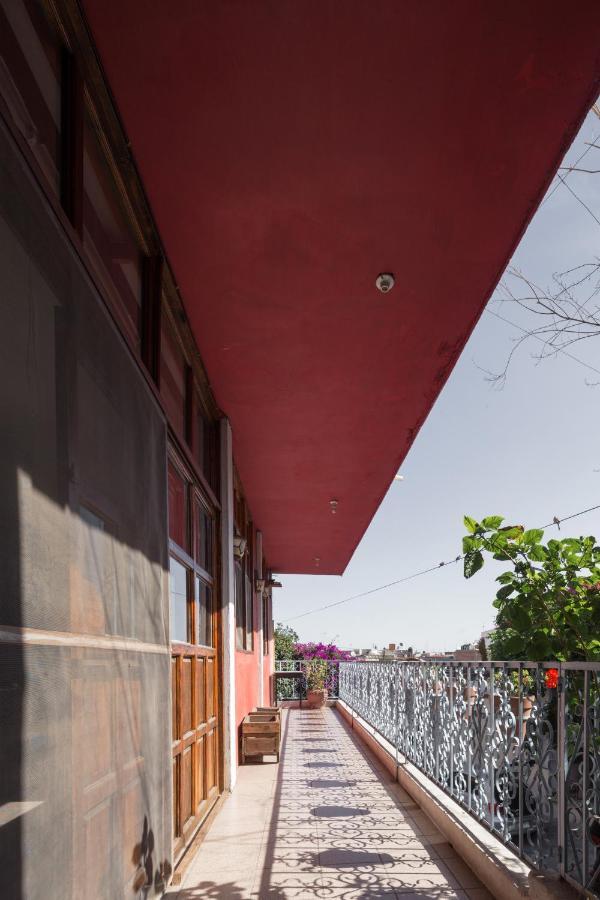 Hotel Posada Bugambilias ซานหลุยส์โปโตซิ ภายนอก รูปภาพ