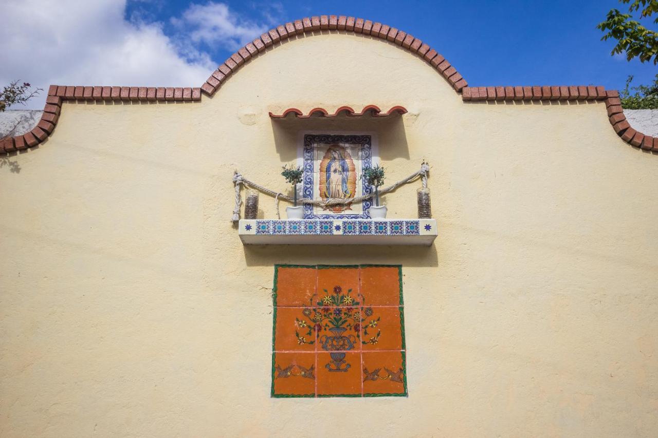 Hotel Posada Bugambilias ซานหลุยส์โปโตซิ ภายนอก รูปภาพ